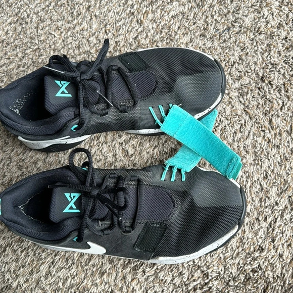 COPY - Nike PG 1 Women’s Size 8 Running Black/Blue Basketball Shoes - Picture 11 of 11